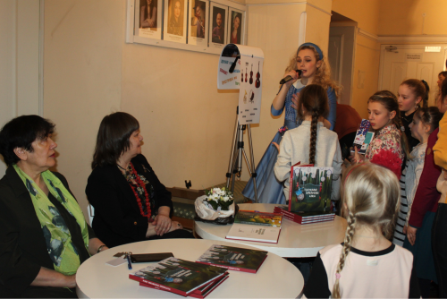 Открывается выставка работ театрального художника Наталии Клеминой